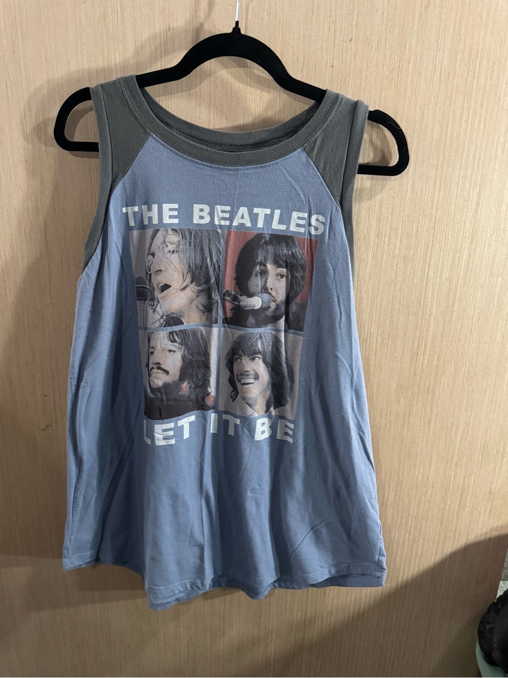 Women’s The Beatles Light Blue and Gray Graphic Tank Top Size 1X